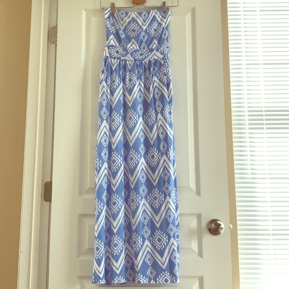 Francesca’s strapless maxi dress